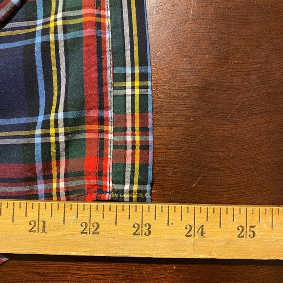 Men’s Chaps Easy Care Plaid Button Up Shirt Red Blue Size Medium - Picture 2 of 6